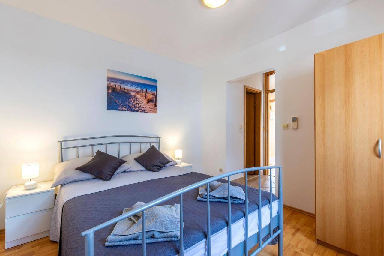 Villa Tomas „The View Of Jesenice“ Jesenice  Luaran gambar